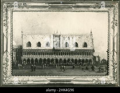 Der Markusplatz mit dem Palazzo Ducale, Gemälde des italienischen Künstlers Canaletto, Italien 1920s Stockfoto