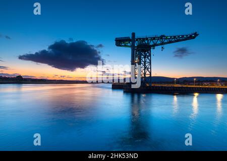 Clydebank Titan, Freischwinger, River Clyde, Schottland, Vereinigtes Königreich, Europa Stockfoto