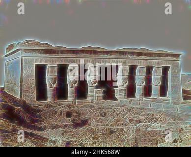 Inspiriert vom Tempel von Hathor in Dendera, Dendur, Blick aus Nordosten auf die façade des Tempels, Silberalbumin-Fotografie, Ende 19th. Jahrhundert, Bild/Blatt: 7 3/4 x 10 1/4 Zoll, 19,7 x 26 cm, 19th. Jahrhundert, Silberalbumin-Fotografie, Antonio Beato, Architektur, Black and White, Cleopatra VII, Dendera, Reinmagined by Artotop. Klassische Kunst neu erfunden mit einem modernen Twist. Design von warmen fröhlichen Leuchten der Helligkeit und Lichtstrahl Strahlkraft. Fotografie inspiriert von Surrealismus und Futurismus, umarmt dynamische Energie der modernen Technologie, Bewegung, Geschwindigkeit und Kultur zu revolutionieren Stockfoto