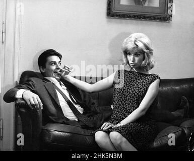 Retrospettiva Monica Vitti. Nella foto, Monica Vitti in una scena del Film 'L'eclisse' con Alain Delon. Stockfoto