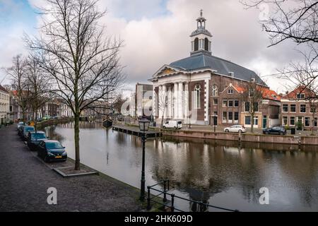 Das Stedelijk Museum Schiedam ist ein Museum für moderne und zeitgenössische holländische bildende Kunst in der südholländischen Stadt Schiedam. Stockfoto