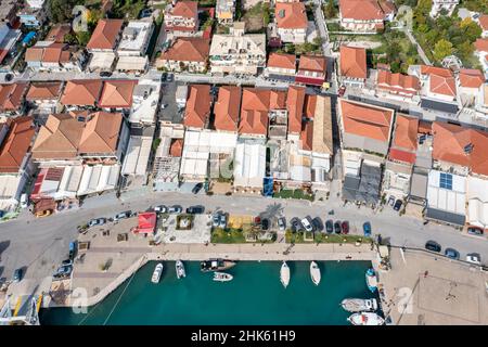 Nydri eine kleine Stadt in Lefkada, Griechenland Stockfoto