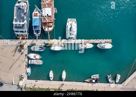 Nydri eine kleine Stadt in Lefkada, Griechenland Stockfoto