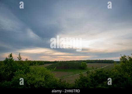 Skythian-Hügel (Grabhügel) in der Nähe von Pustoviytivka, Region Romny, Oblast Sumy, Ukraine Stockfoto