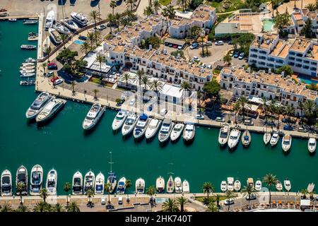 Luftaufnahme, Lokalansicht Cala d'Or mit Yachthafen, Felanitx, Balearen, Mallorca, Balearen, Spanien, Santanyí, Europa, es, Reisen, Tourismus, De Stockfoto