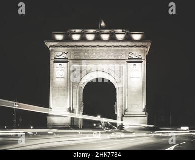 Bukarest, Rumänien - 01.29.2022: Der Triumphbogen (Arcul de Triumph) in Bukarest ist dem Triumphbogen von Paris nachempfunden Stockfoto