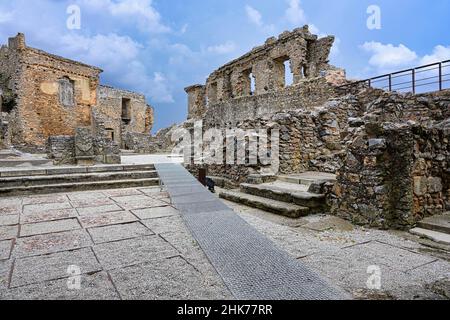 Schloss, Innenhof, Dorf Castelo Rodrigo, Serra da Estrela, Beira Alta, Portugal Stockfoto