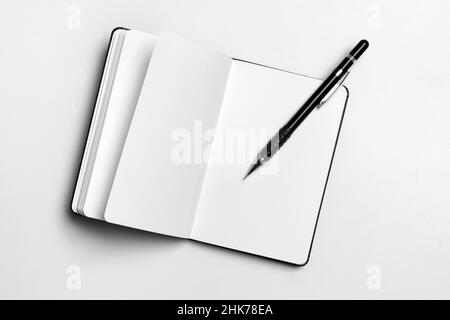 Notizbuch und mechanischer Stift, Memory-Aid Stockfoto