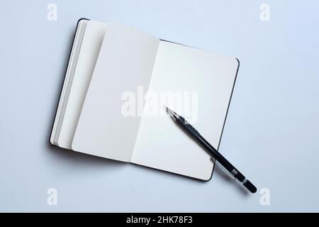 Notizbuch und mechanischer Stift, Memory-Aid Stockfoto