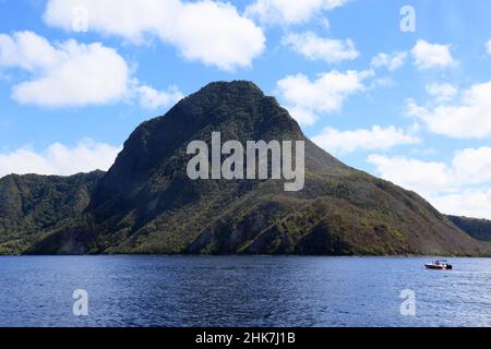 Gros Piton, UNESCO-Weltkulturerbe, Soufrière, Saint Lucia, Windward Islands, Lesser Antillen, Westindien, Karibisches Meer, Mittelamerika Stockfoto