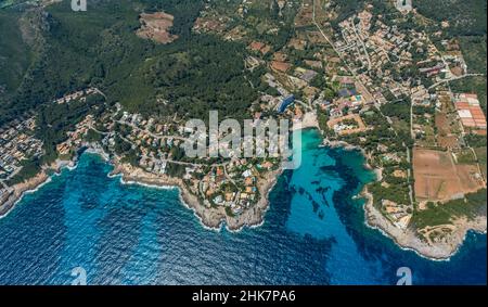 Luftbild, Playa n'Aladern Strand in der Bucht von Font de Sa Cala, Hotel ALUA Soul Carolina, Capdepera, Europa, Mallorca, Balearen, Spanien, Bale Stockfoto