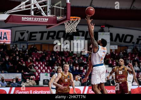 Palasport Taliercio, Venedig, Italien, 02. Februar 2022, Sindarius Thornwell (Ratiopharm ULM) während der Umana Reyer Venezia gegen Ratiopharm Ulm - Basketball EuroCup Meisterschaft Stockfoto