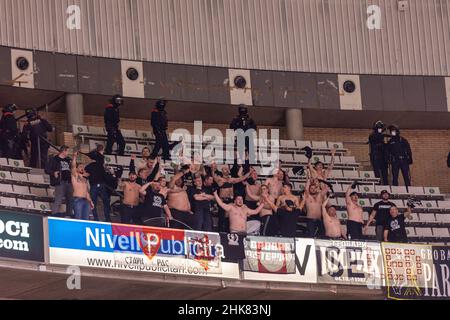 Badalona, Spanien. 2nd Feb, 2022. Die Träger von Partizan NIS Belgrade während des 7-tägigen Eurocup-Spiels zwischen Club Joventut Badalona und Partizan NIS Belgrade im Palau Olimpic de Badalona in Barcelona. (Bild: © David Ramirez/DAX via ZUMA Press Wire) Stockfoto