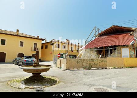 NORCIA, ITALIEN - 12. JUNI 2019: Norcia, eine Stadt im Herzen des Sibillini-Gebirges-Nationalparks, die durch die Erdbeben im Jahr 20 schwer beschädigt wurde Stockfoto