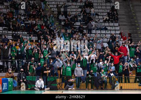 Badalona, Spanien. 2nd Feb, 2022. Träger von Joventut Badalona während des 7-tägigen Eurocup-Spiels zwischen Club Joventut Badalona und Partizan NIS Belgrade im Palau Olimpic de Badalona in Barcelona. (Bild: © David Ramirez/DAX via ZUMA Press Wire) Stockfoto