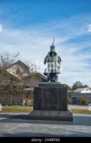 Nagoya, Japan – 20. Oktober 2019: Eine Statue von Kato Kiyomasa, einem japanischen Daimyo aus Edo-Zeiten und einem erfahrenen Erbauer der Burg von Nagoya. Nagoya. Japan Stockfoto