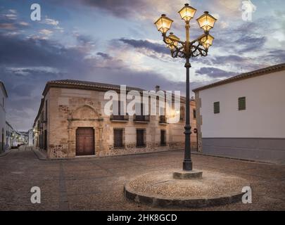 Panoramaaufnahme des hauptplatzes von Almagro in Spanien Stockfoto