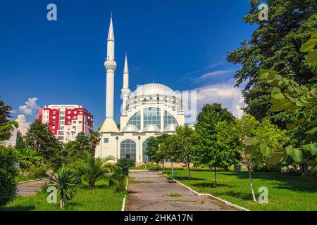 Die EBU Beker Moschee in Shkoder City, Albanien, Europa. Stockfoto