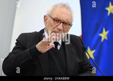 Italien, Rom, 2. Februar 2022 : Patrizio Bianchi, italienischer Bildungsminister, auf der Pressekonferenz nach dem Ministerrat über Maßnahmen gegen die Covid-Krankheit Foto © Fabio Cimaglia/Sintesi/Alamy Live News Stockfoto