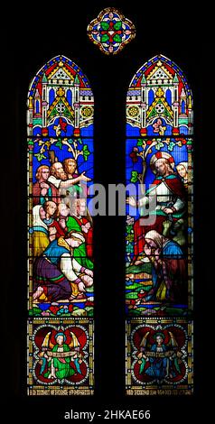 Buntglasfenster Pakenham Church, Suffolk, England, UK c 1862 William Wailes, 'Come to me all ye that Labor' Stockfoto