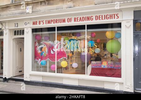 Blick auf die Stadt Bath, Somerset, Großbritannien. Mr B's Bookshop. Stockfoto