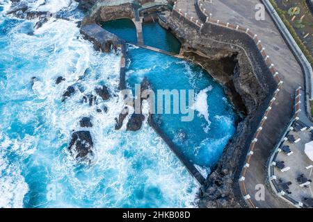 Landschaft mit La Fajana, Naturschwimmbad auf der Insel La Palma, Spanien Stockfoto