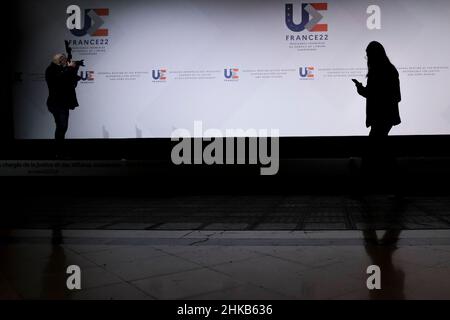 Ein Familienbild im Rahmen eines informellen Treffens der für Inneres zuständigen europäischen Minister in Lille, Frankreich. 03rd. Februar 2022. Kredit: ALEXANDROS MICHAILIDIS/Alamy Live Nachrichten Stockfoto