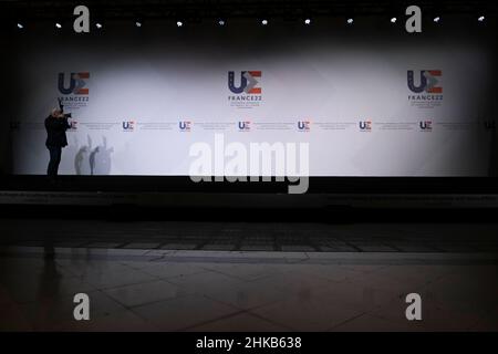 Ein Familienbild im Rahmen eines informellen Treffens der für Inneres zuständigen europäischen Minister in Lille, Frankreich. 03rd. Februar 2022. Kredit: ALEXANDROS MICHAILIDIS/Alamy Live Nachrichten Stockfoto