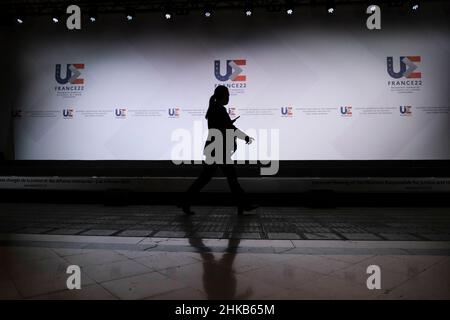 Ein Familienbild im Rahmen eines informellen Treffens der für Inneres zuständigen europäischen Minister in Lille, Frankreich. 03rd. Februar 2022. Kredit: ALEXANDROS MICHAILIDIS/Alamy Live Nachrichten Stockfoto