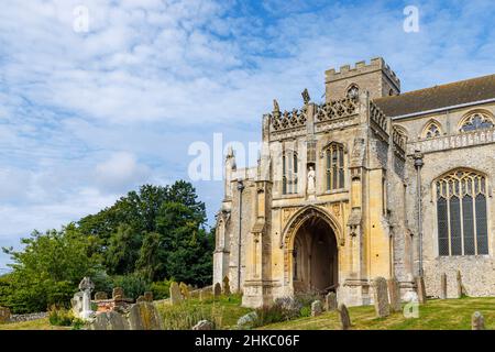 Die verzierte Eingangshalle der St. Margaret of Antiochia's Church, Cley-Next-the-Sea, einem Küstendorf in Norfolk, East Anglia, England Stockfoto