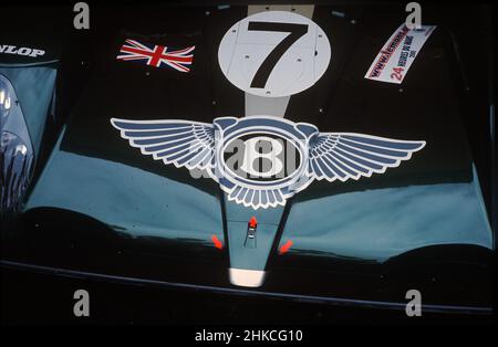 Bentley Speed 8, Gewinner des 24-Stunden-Rennens von Le Mans 2001, wird beim diesjährigen Goodwood Festival of Speed ausgestellt. Stockfoto