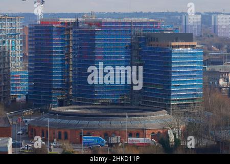 Die Junction Apartments, die von Galiford im Bau sind, versuchen auf dem ehemaligen Gelände der Monk Bridge im Stadtzentrum von Leeds. Stockfoto