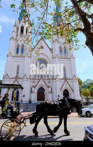 SAVANNAH, GEORGIA - 25. Oktober 2021: Savannah ist die älteste Stadt Georgiens. Von der historischen Architektur und Kirchen bis zu den Stränden von Tybee, Sav Stockfoto