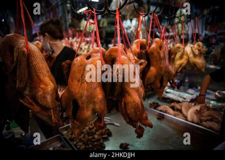 Bangkok, Thailand. 30th Januar 2022. Sojaente zum Verkauf zum Chinesischen Neujahr in China Town. (Bild: © Prawet Puengsawangphol/SOPA-Bilder über ZUMA Press Wire) Stockfoto
