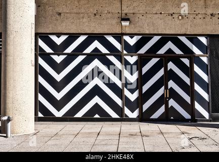 An Bord von Zebrabrettern Stockfoto