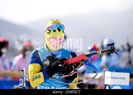 Zhangjiakou, Kina. 04th. Februar 2022. ZHANGJIAKOU 20220204 Sveriges skidskytt Jesper Nelin under dagens träning vid vinter-OS i Peking 2022 Foto Pontus Lundahl/TT/kod 10050 *** Bilder ingår i SPORTPAKET. För övriga BETALBILD*** Quelle: TT Nachrichtenagentur/Alamy Live News Stockfoto