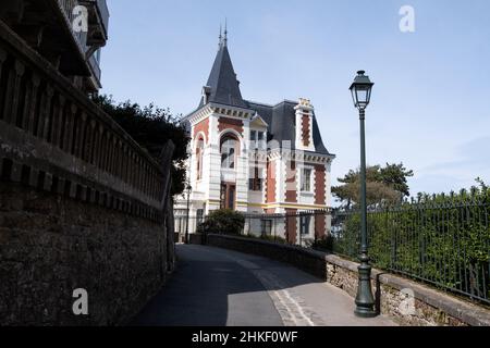 Frankreich, Bretagne, Dinard Frühling 2021. Illustration des täglichen Lebens in der Bretagne. Foto von Martin Bertrand. Frankreich, Bretagne, Dinard Printemps 2021. Stockfoto