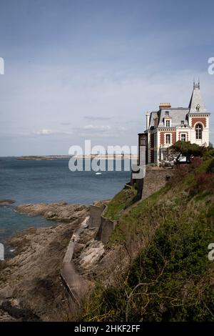 Frankreich, Bretagne, Dinard Frühling 2021. Illustration des täglichen Lebens in der Bretagne. Foto von Martin Bertrand. Frankreich, Bretagne, Dinard Printemps 2021. Stockfoto