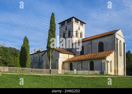 Frankreich, Dordogne, Chancelade, Dorf an der Via Lemovicensis oder Vezelay, einer der Hauptwege nach Santiago de Compostela, romanische Abtei von Chancelade Stockfoto