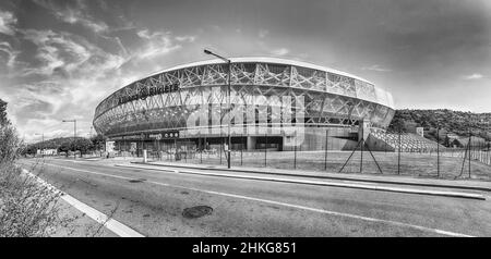 NIZZA, FRANKREICH - 16. AUGUST: Außenansicht der Allianz Riviera Stade de Nice, Cote d'Azur, Frankreich, am 16. August 2019. Im Stadion finden Heimspiele von O statt Stockfoto