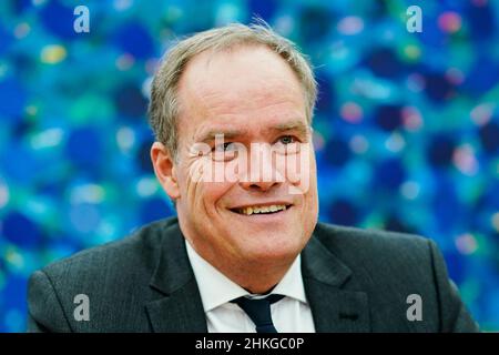 Heidelberg, Deutschland. 31st Januar 2022. Eckart Würzner, Bürgermeister der Stadt Heidelberg, lächelt bei einem Interview im Rathaus. (To dpa 'Dispute over 'Rotten fur' - City will die Arbeit im Ex-Gefängnis einstellen') Quelle: Uwe Anspach/dpa/Alamy Live News Stockfoto