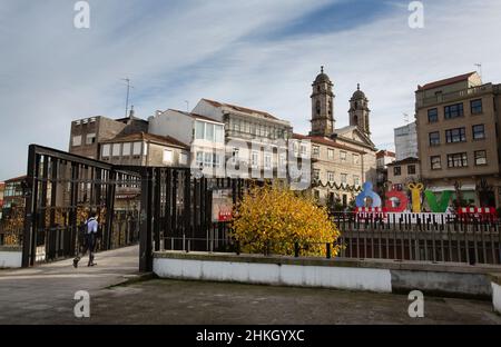 Markt Von A Pedra und Co-Kathedrale, Basilika Santa Maria de Vigo Stockfoto