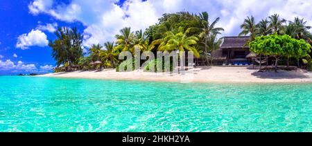 Perfekter tropischer Urlaub, idyllische Strandlandschaft. Le Morne, Mauritius Stockfoto