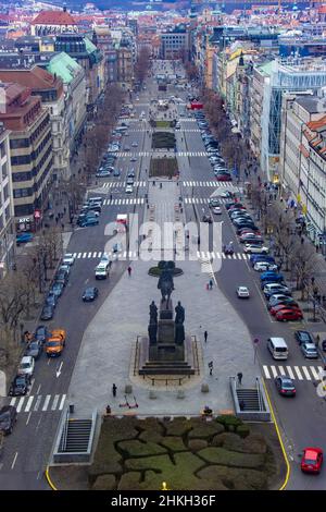 PRAG, TSCHECHIEN, JAN 26 2022, Blick auf den Wenzelsplatz im Zentrum von Prag. Stockfoto