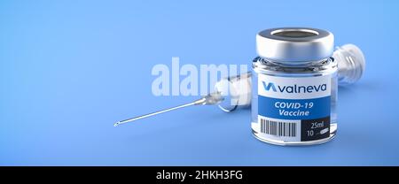 Valneva Covid-19-Impfstoff: Impfung gegen das Corona-Virus SARS-CoV-2 - Eine Flasche mit Impfung und eine Spritze dahinter. Logo der Firma Val Stockfoto