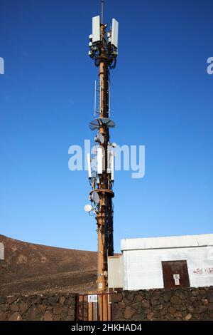 telefonica Mobilfunkzelle Turm Lanzarote Kanarische Inseln Spanien Stockfoto