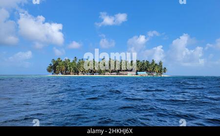 Unberührte Insel im San Blas Archipel Stockfoto