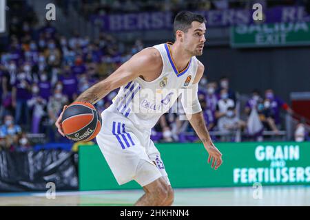 Madrid, Spanien. 03rd. Februar 2022. 4th. Februar 2022; Wizink Center; Madrid; Spanien; Turkish Airlines Euroleague Basketball; Real Madrid vs Zenit st Petersburg; Alberto Abalde (Madrid) 900/Cordon Press Credit: CORDON PRESS/Alamy Live News Stockfoto