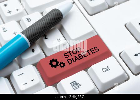 Schreiben mit Text „Diabetes stoppen“. Business Idea Blutzuckerspiegel ist höher als normal Inject Insulin Abstract präsentiert ethische Hacker, Typisierung Stockfoto