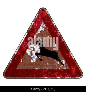 Altes Grunge EU-Straßenschild Warnschild - Wilde Tiere auf der Straße Stockfoto